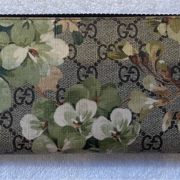 Gucci Green Floral Blossoms Wallet - Picture 2 of 7